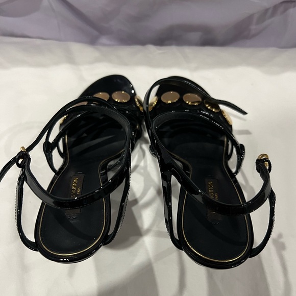 Louis Vuitton Heels - Picture 3 of 4